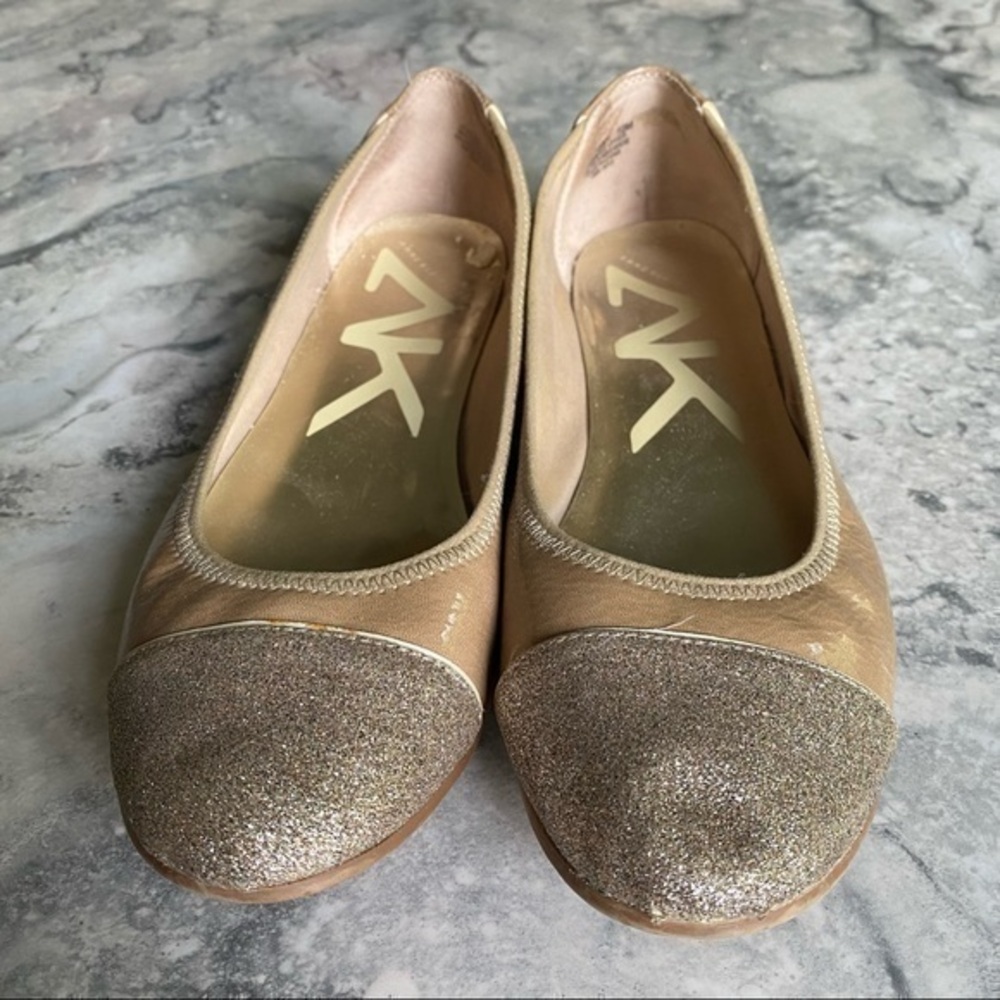 Ann Klein Tan Patent Leather Embellished Cap Toe Ballet Flats Size 10